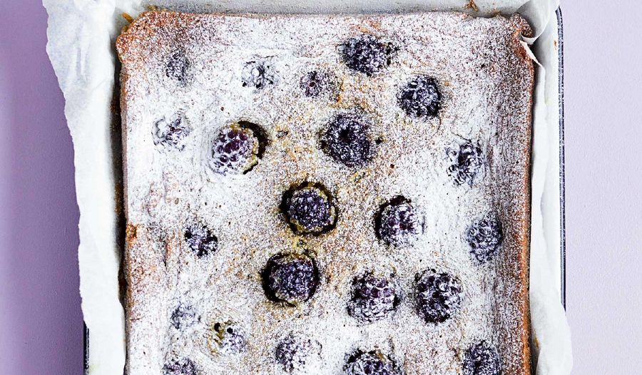 One-tin Blackberry and Pistachio Cake | Easy Baking Recipes