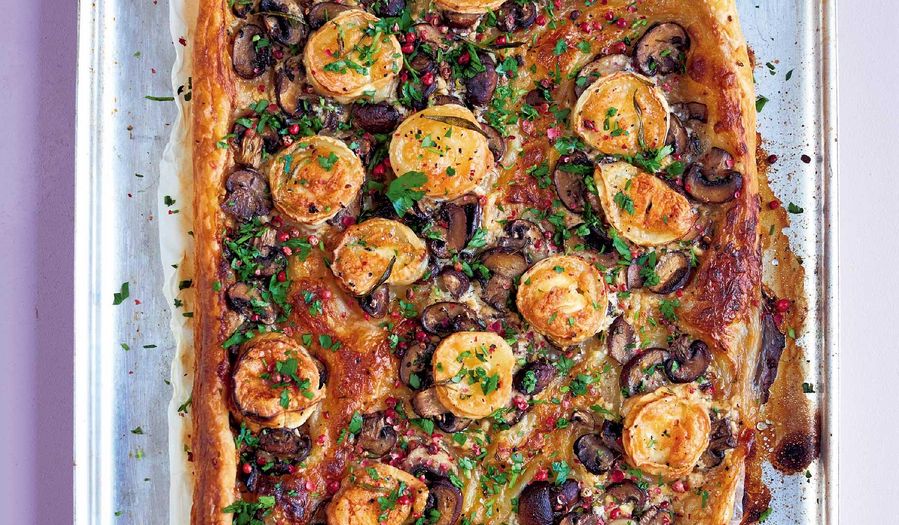 Goat's Cheese & Mushroom Tart | Easy Vegetarian Recipe